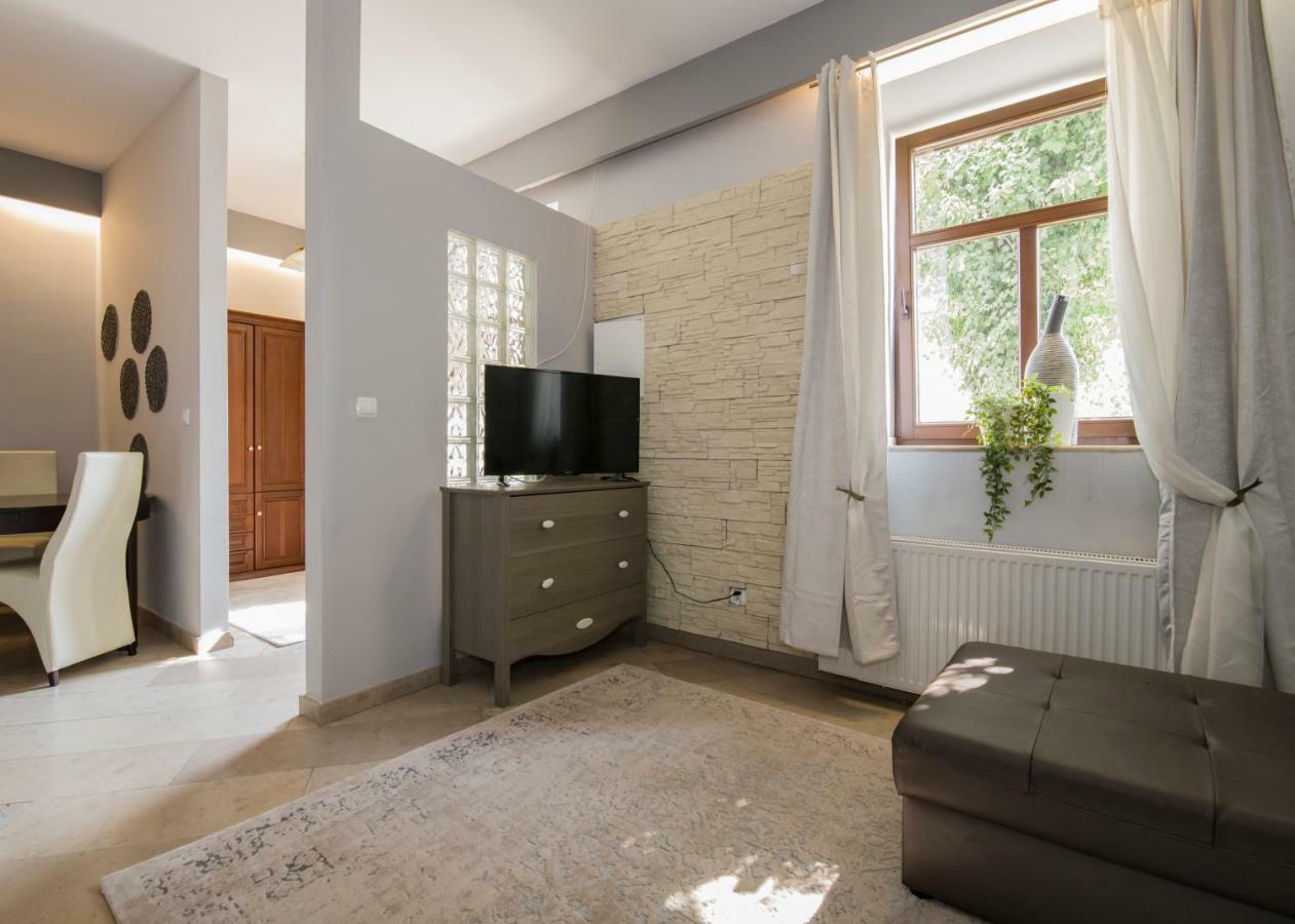 Apartamenty Na Warszawskiej 谢拉兹 外观 照片