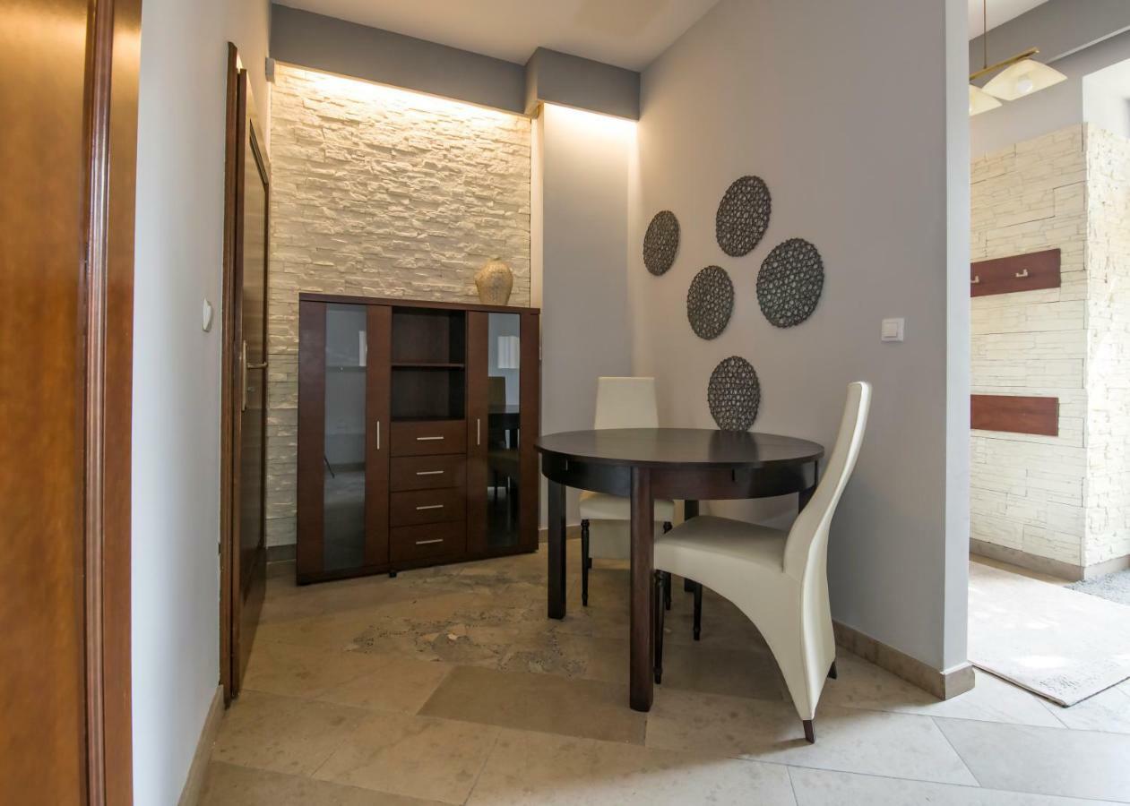 Apartamenty Na Warszawskiej 谢拉兹 外观 照片