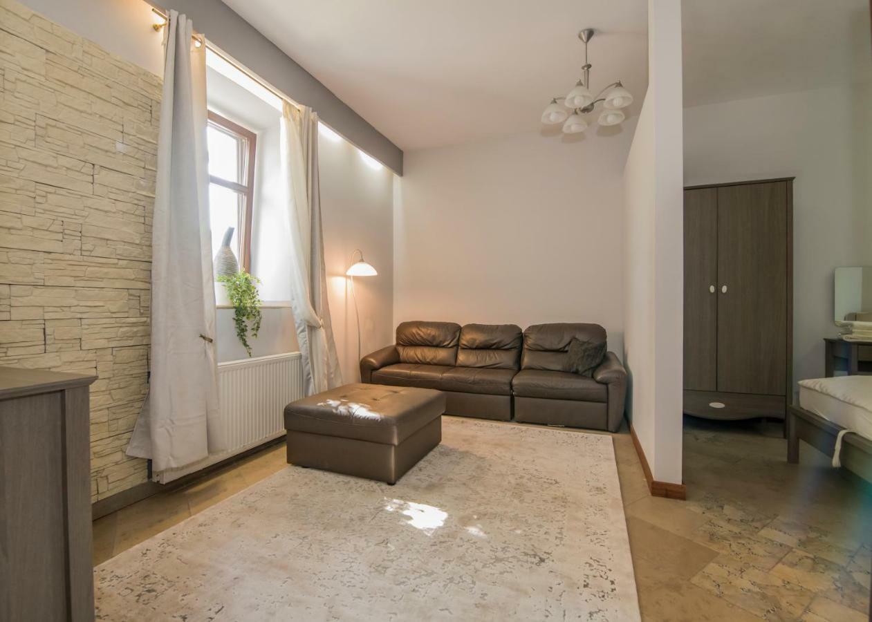 Apartamenty Na Warszawskiej 谢拉兹 外观 照片