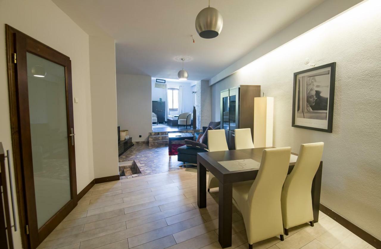 Apartamenty Na Warszawskiej 谢拉兹 外观 照片