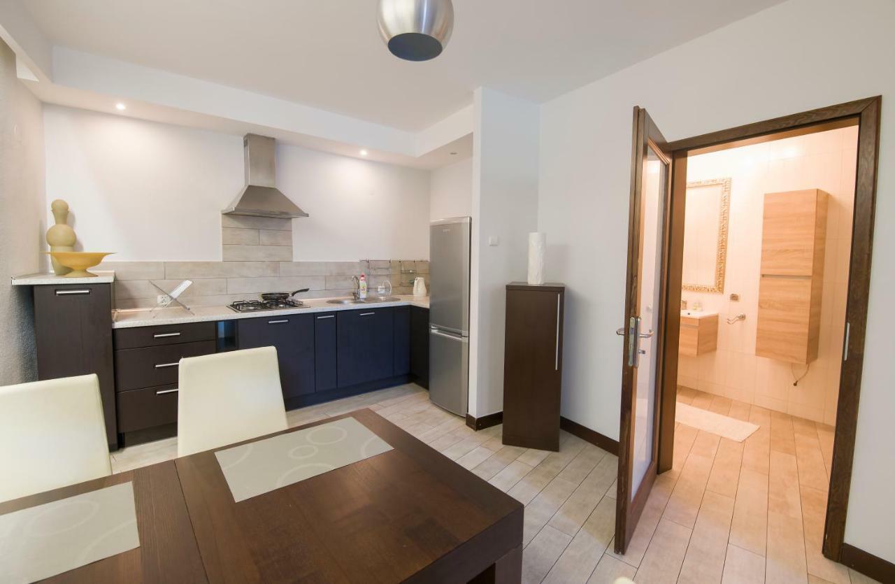 Apartamenty Na Warszawskiej 谢拉兹 外观 照片