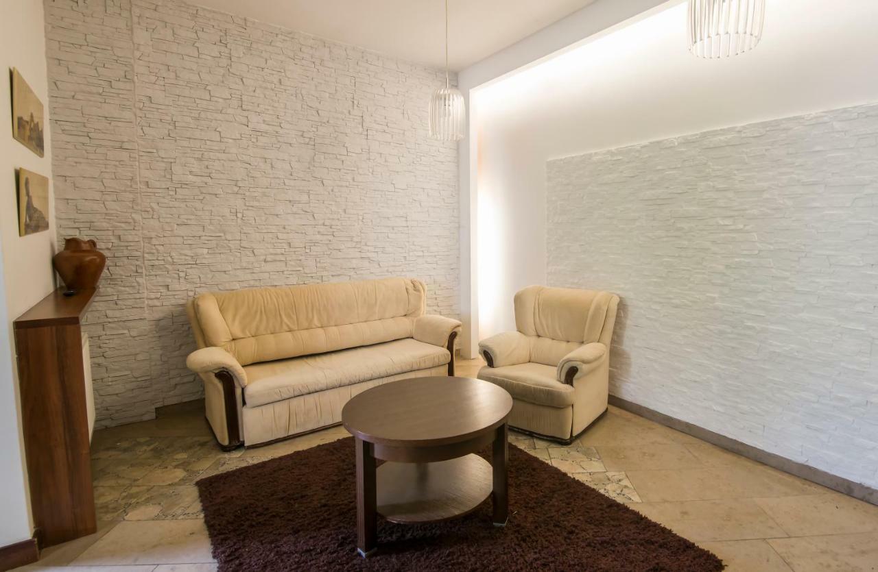 Apartamenty Na Warszawskiej 谢拉兹 外观 照片