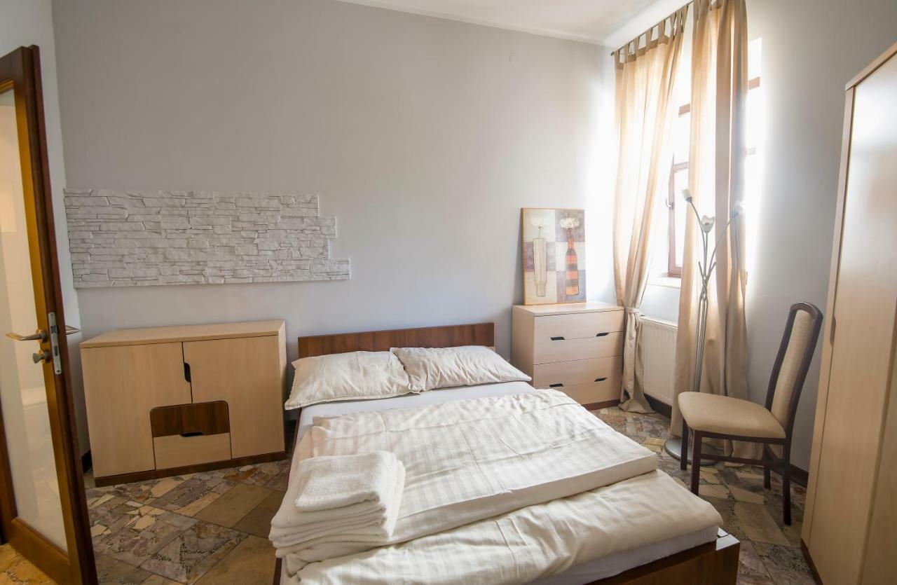 Apartamenty Na Warszawskiej 谢拉兹 外观 照片